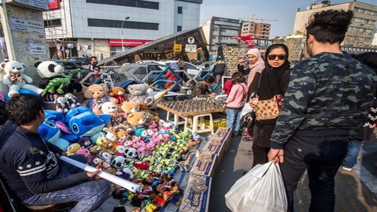 ۴ توصیه برای خرید از دستفروش ها