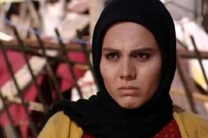 استایل خاص آزاده زارعی بازیگر سریال آوای باران در نوشهر