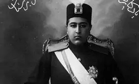 سفر در زمان؛ «احمدشاه در مراسم تشییع محمدعلی شاه در ایتالیا»؛ سال 1304