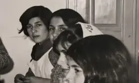 سفر در زمان؛ کلاس «خانه‌داری» برای دختران دانش‌آموز در خلخال؛ سال 43