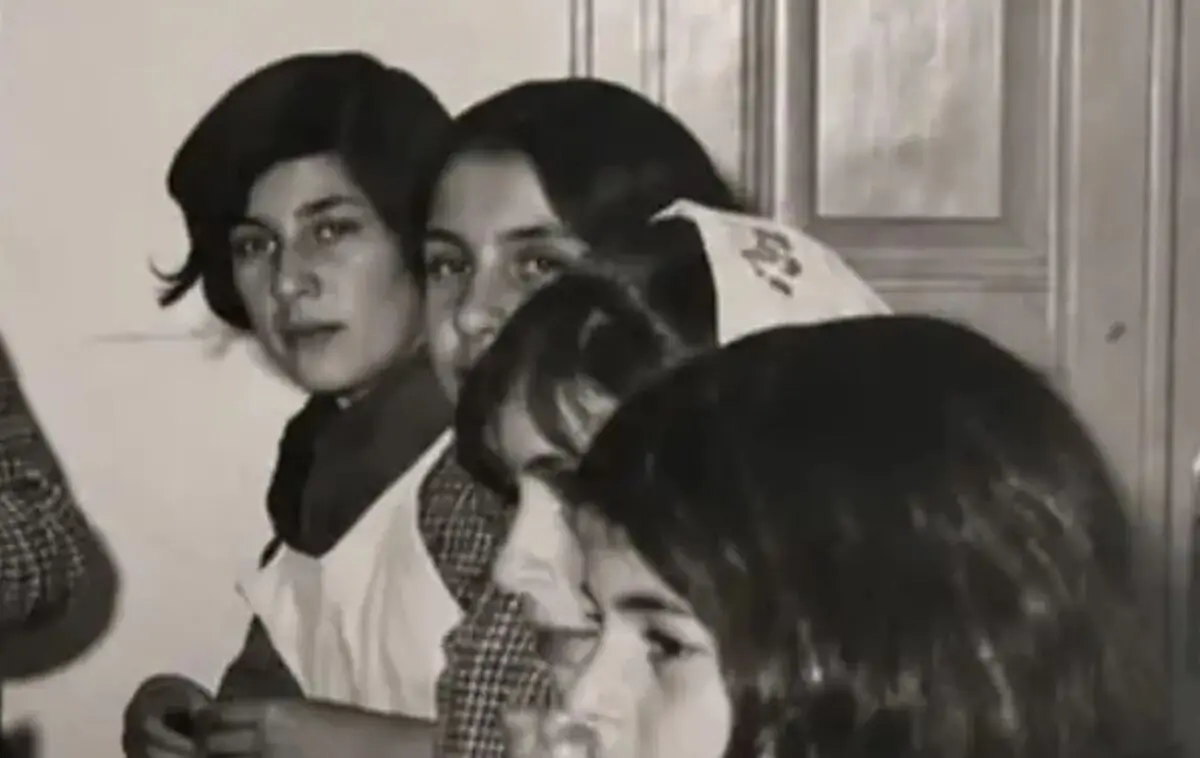 سفر در زمان؛ کلاس «خانه‌داری» برای دختران دانش‌آموز در خلخال؛ سال 43