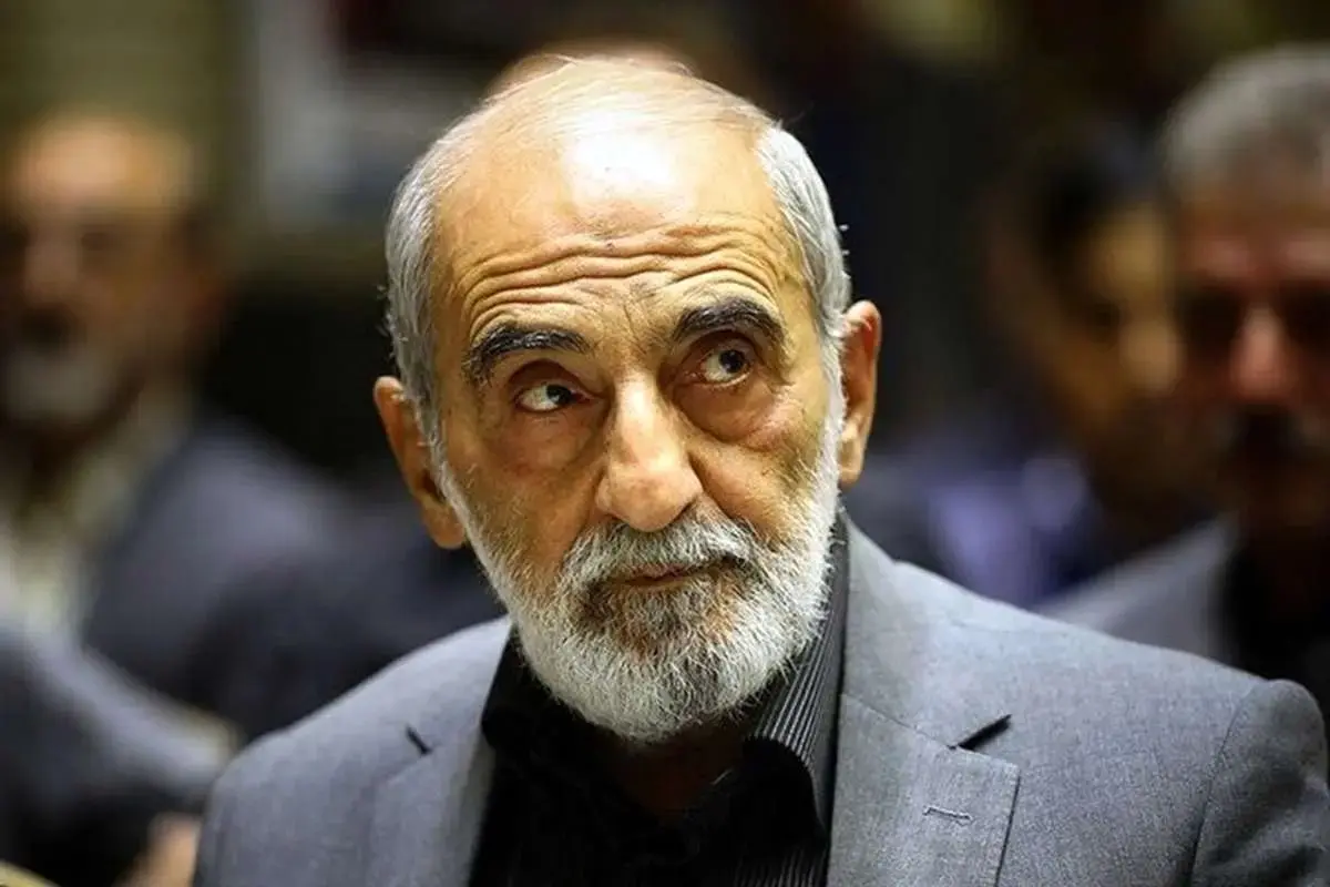 حسین شریعتمداری در مخالفت با آتش‌بس‌ ایران و آمریکا: هدیه به دشمن است