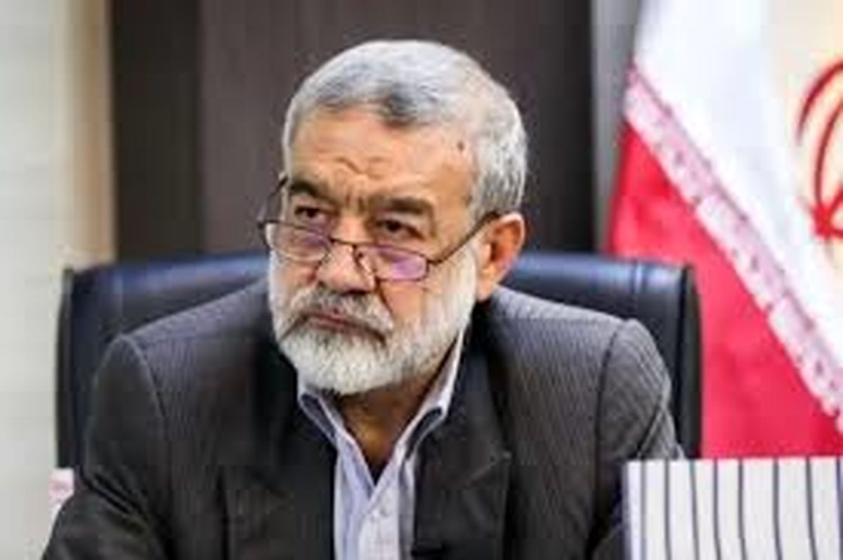 هشدار نماینده مجلس به عراقچی: یا متن توافق را فورا در اختیار مجلس بگذار یا استیضاحت می کنیم