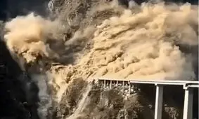 فرو ریختن پل نوساز در سیچوان چین/ ویدئو