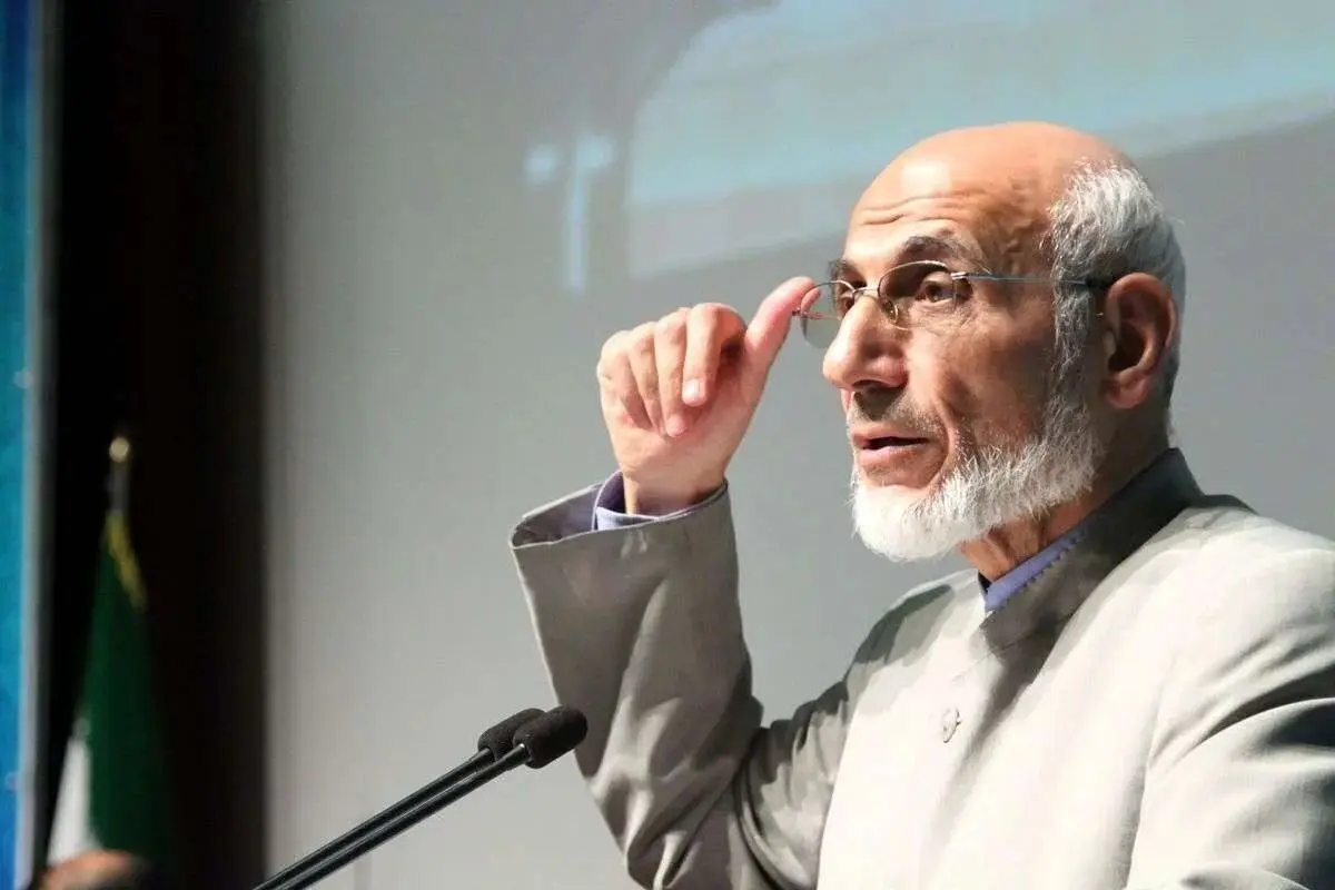 میرسلیم: اشکالی ندارد درخواست‌های آمریکا را بررسی کنیم

