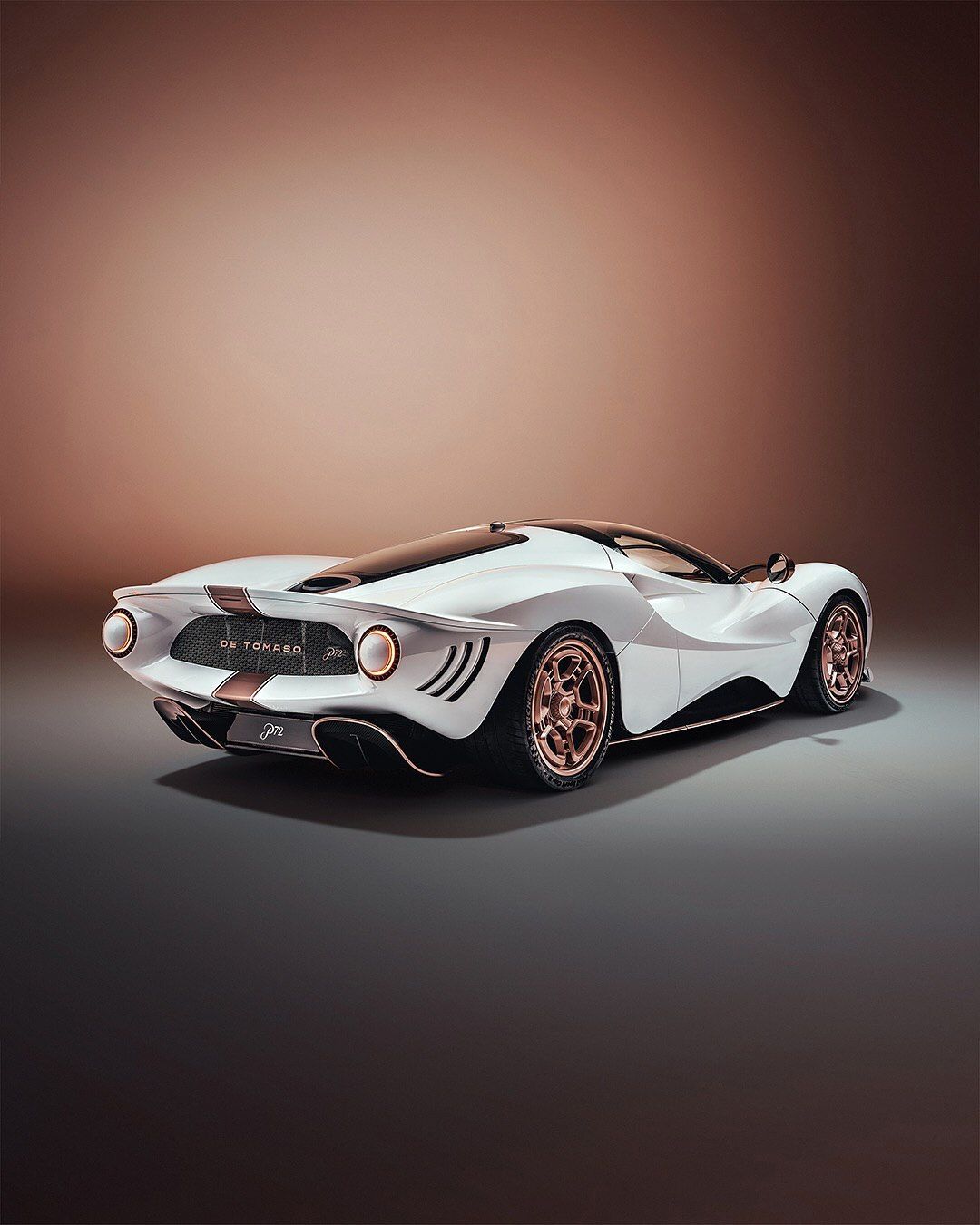 De Tomaso P72