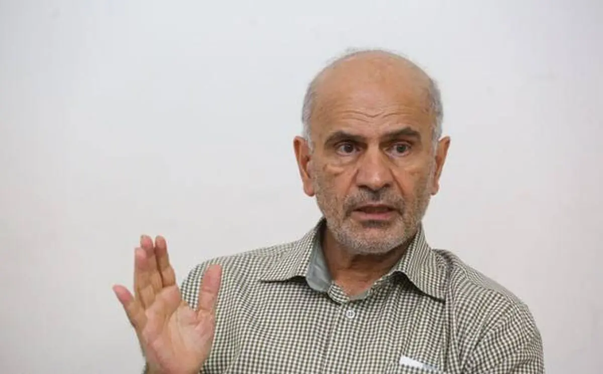 فرشاد مومنی: روس و انگلیس بر سر اینکه ایران سر بلند نکند توافق دارند/ نرخ بهره بالای ۵ درصد به معنای تسخیر توسط رباخوار‌ها است
