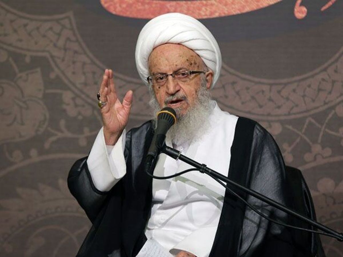 آیتالله مکارم: اگرچه گرانیها بهشدت مردم را رنج میدهد، ولی نباید شور عزاداریهای محرم کم شود
