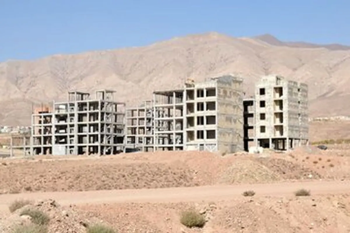 دولت های مختلف وظیفه خود را در ساماندهی مسکن رها کردند و کار دست سفته بازان افتاد