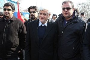 فرزند عارف تابعیت آلمان را دارد؛ برای همین جایگاه‌ او غیرقانونی است/ ویدئو