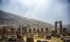 کشف قطعه سنگ جدید در شهر پارسه