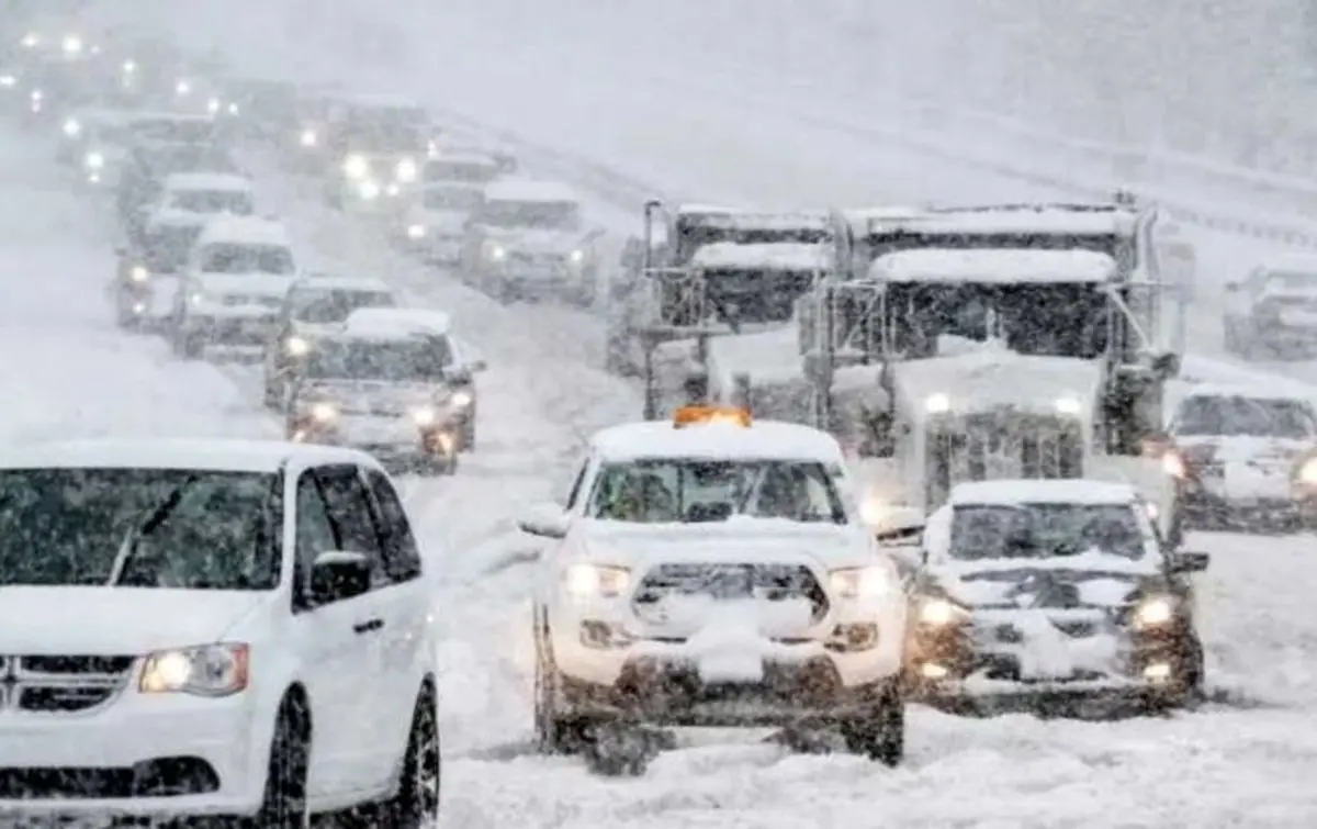 ترامپ در ۱۰ ایالت آمریکا وضعیت اضطراری اعلام کرد