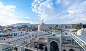 جمع آوری پرچم‌ها و مفاتیح از حرم حضرت رقیه (س) به دستور تحریر الشام/ ویدئو

