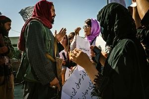 ممنوعیت کتابهای زنان و ۱۸ رشته دانشگاهی در افغانستان توسط طالبان