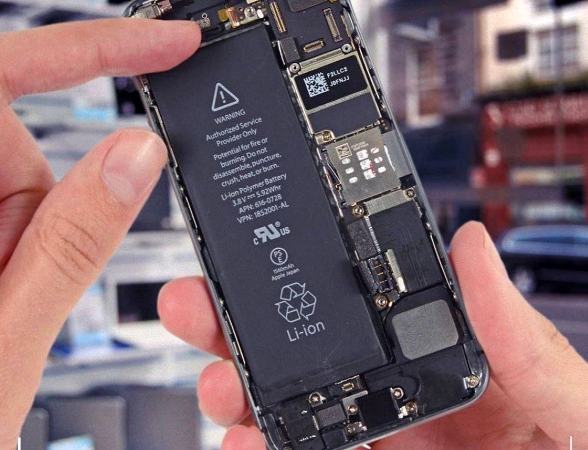 باتری موبایل‌ها دوباره قابل تعویض می‌شود؟