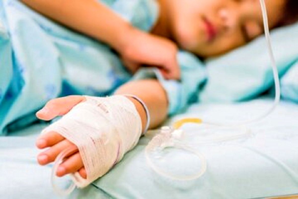 رنج های جدید برای کودکان سرطانی ایران؛ از قرض کردن دارو تا عفونت به دلیل تزریق داروی مشابه هندی