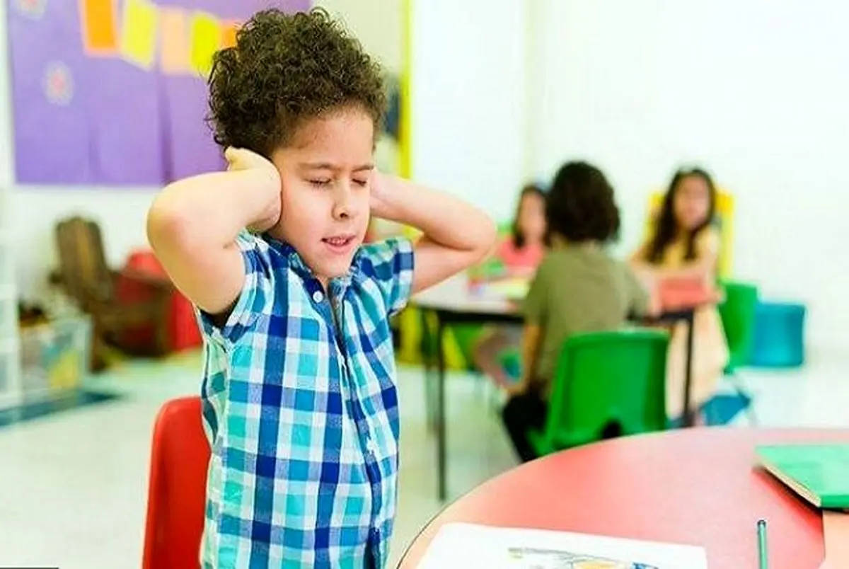 چگونه به کودک مبتلا به اوتیسم در طول جنگ کمک کنیم؟
