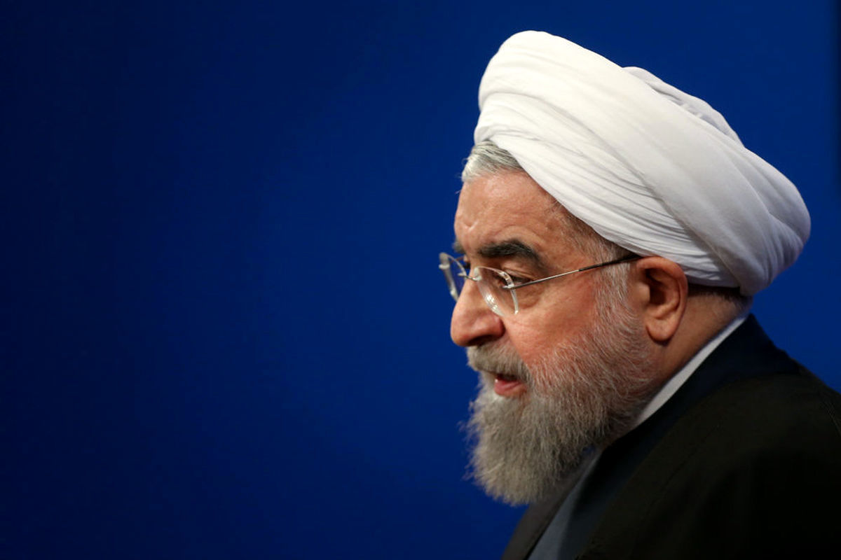 روحانی: عدهای از وزرا پیشنهاد استعفای دستهجمعی کردند/ صداوسیما دروغ به خورد مردم داد/ به من خبر دادند که خبرگزاری فارس اعلام کرده که آخر هفته قرار است بنزین گران شود/ اگر جای ترامپ، اوباما رئیس جمهور بود، قطعا به آن جلسه حل مسائل در نیویورک، میرفتم
