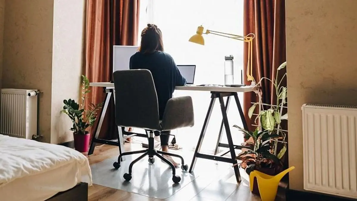 دورکاری مفید‌تر و سازنده‌تر از کار کردنِ حضوری است