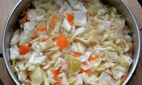 طرز تهیه ترشی کلم سفید رستورانی
