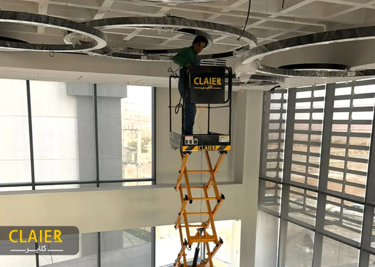 استانداردهای یک بالابر نفربر در کلایر