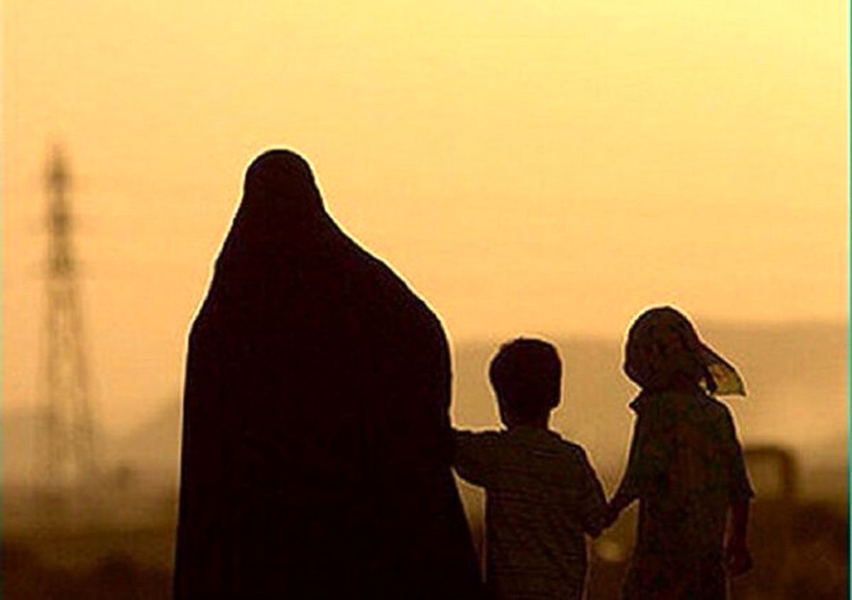 رئیس انجمن مددکاری اجتماعی: کدام زن با یک میلیون تومان یا خانواده ۵ نفری با ۳ میلیون تومان میتواند گذران زندگی کند؟