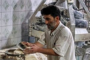۳۰ نانوایی کشیک و شبانه روزی در رامسر فعال است
