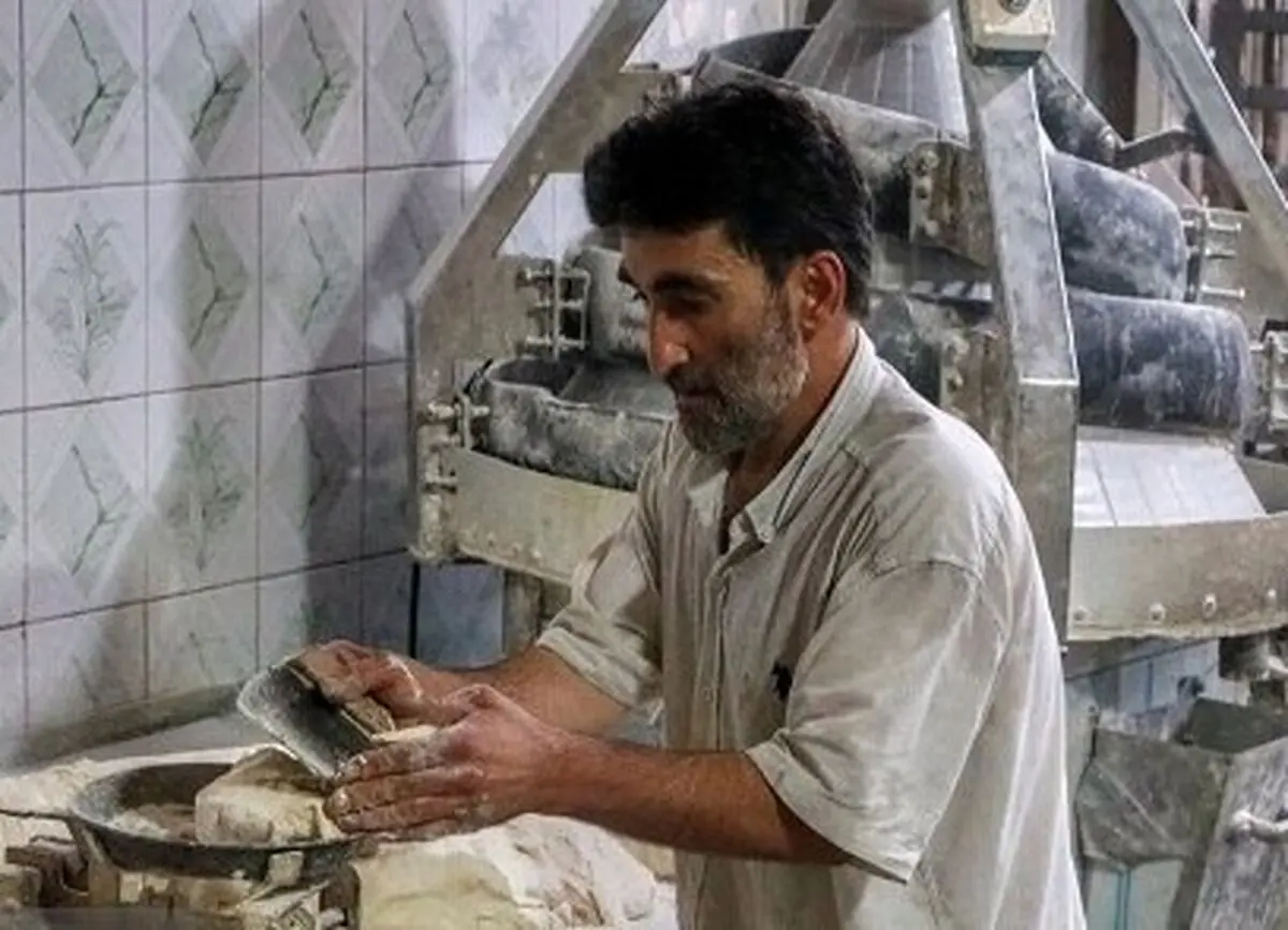 ۳۰ نانوایی کشیک و شبانه روزی در رامسر فعال است

