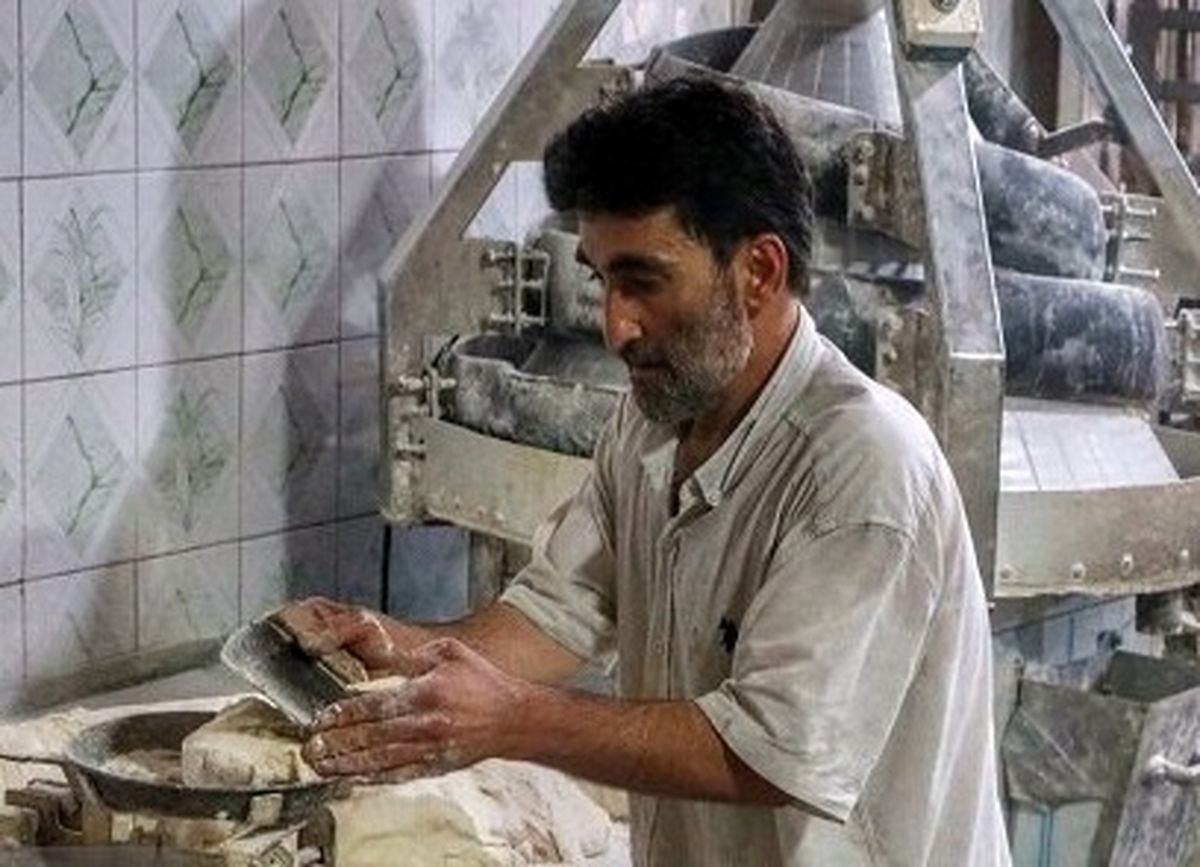 ۳۰ نانوایی کشیک و شبانه روزی در رامسر فعال است