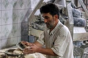 ۳۰ نانوایی کشیک و شبانه روزی در رامسر فعال است
