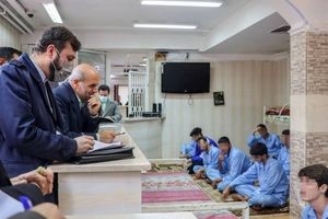 دیدار دبیر ستاد حقوق بشر با ۲۰ بازداشتی زیر ۱۸ سال اغتشاشات استان تهران