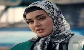 گریم سنگین دنیا فتحی بازیگر سریال ناریا