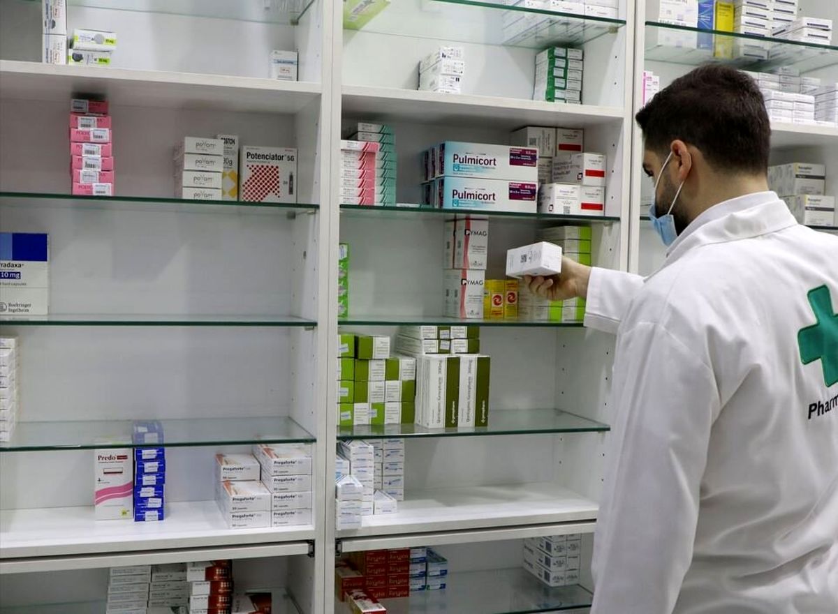 بانک مرکزی، سازمان برنامه و بودجه، شورای عالی بیمه، مجلس، دولت و وزارت اقتصاد، مقصر کمبود دارو هستند