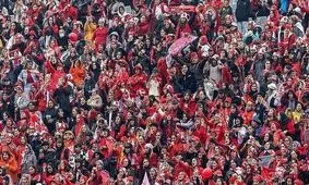  دختران پرسپولیسی شاهد پیروزی ۳ گله تیم‌شان/ عکس
