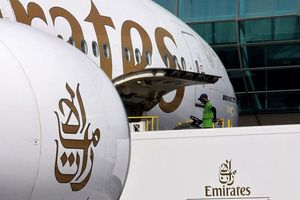 اولین پرواز رسمی از دبی به تل‌آویو انجام شد