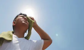 آیا دمای بالا خطر سکته مغزی را افزایش می‌دهد؟