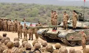 پاکستان: خطر جنگ هسته‌ای با هند واقعی و نزدیک است