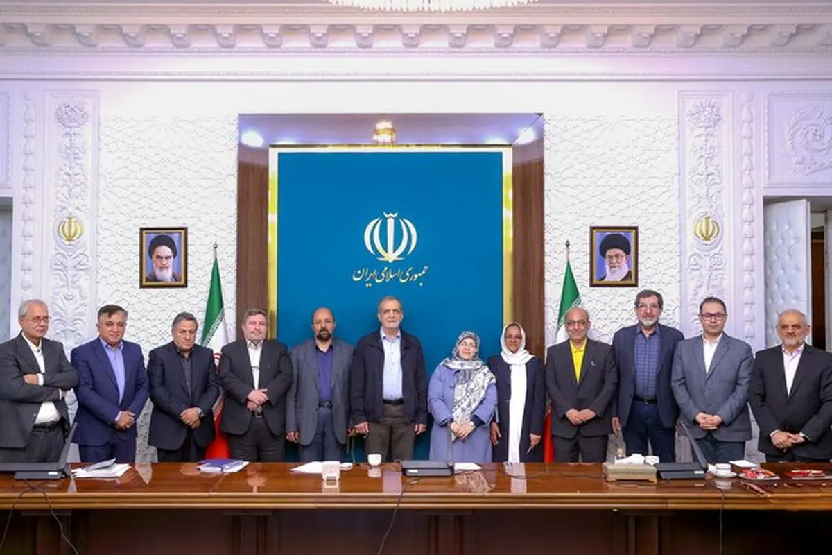 پیشنهادات و انتقادات جبهه اصلاحات ایران در دیدار با پزشکیان

