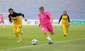 بررسی وضعیت فوتبال زنان ایران در برنامه «VAR» شبکه العالم صداوسیما

