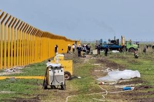 لغو مصوبه پتروشیمی میانکاله اولویت اصلی است/ دستور صریح رییس‌جمهور برای توقف پروژه