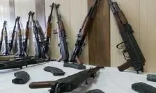 کشف ۴۲ قبضه سلاح جنگی در مرزهای مریوان و سروآباد