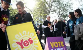 بیش از نیمی از مردم استرالیا با احقاق حقوق بومیان مخالف هستند/  زنگ خطری برای همه پرسی

