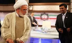روایت خارج از عرف و عجیب رائفی‌پور از مناظره کروبی و احمدی‌نژاد در سال 88/ ویدئو

