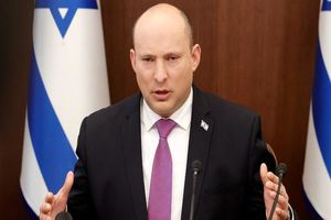 نخست وزیر اسرائیل: با خطر فروپاشی روبرو هستیم / نتانیاهو در حال سمپاشی و آشوب افکنی است
