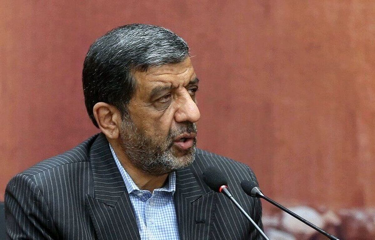 ضرغامی: صدا و سیما بجای برخی سخنرانی های بی حاصل، برنامه های شادی آفرین پخش کند