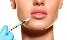 عوارض و مضرات تزریق بوتاکس لب

