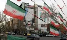 اقدام نمادین دانشجویان دانشگاه تهران با قرار دادن تابوت فرماندهان و ژنرال‌های آمریکایی در راهپیمایی ۲۲ بهمن