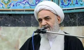 انتقاد امام‌جمعه آران و بیدگل از «آشپزخانه اُپن»؛ زن نباید در معرض «دید مهمان» باشد