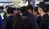 جو وحشتناک فرودگاه هنگام بازگشت تیم ملی کره/ طبل، توهین و شعارهای کر کننده/ ویدئو
