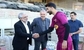 حضور رییس سازمان خصوصی سازی در تمرین پرسپولیس

